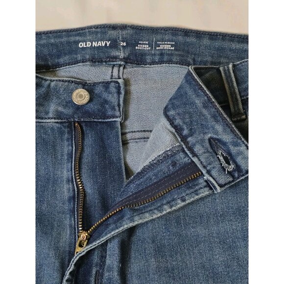 Old Navy women’s Dark Wash Mid-rise Kicker Bootcut Jeans- Size 26-Plus Size- NWT - Picture 6 of 8